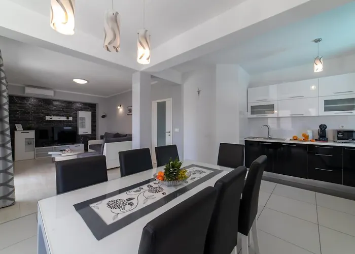 Ban Apartment Trogir